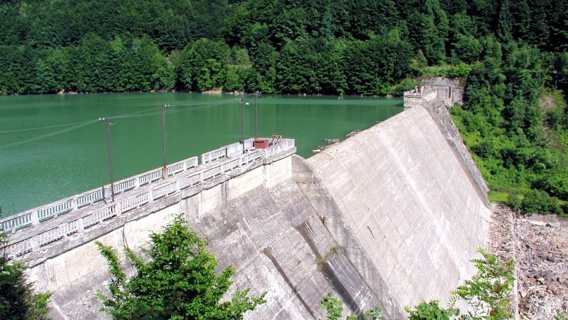 mereshor_dam.jpg